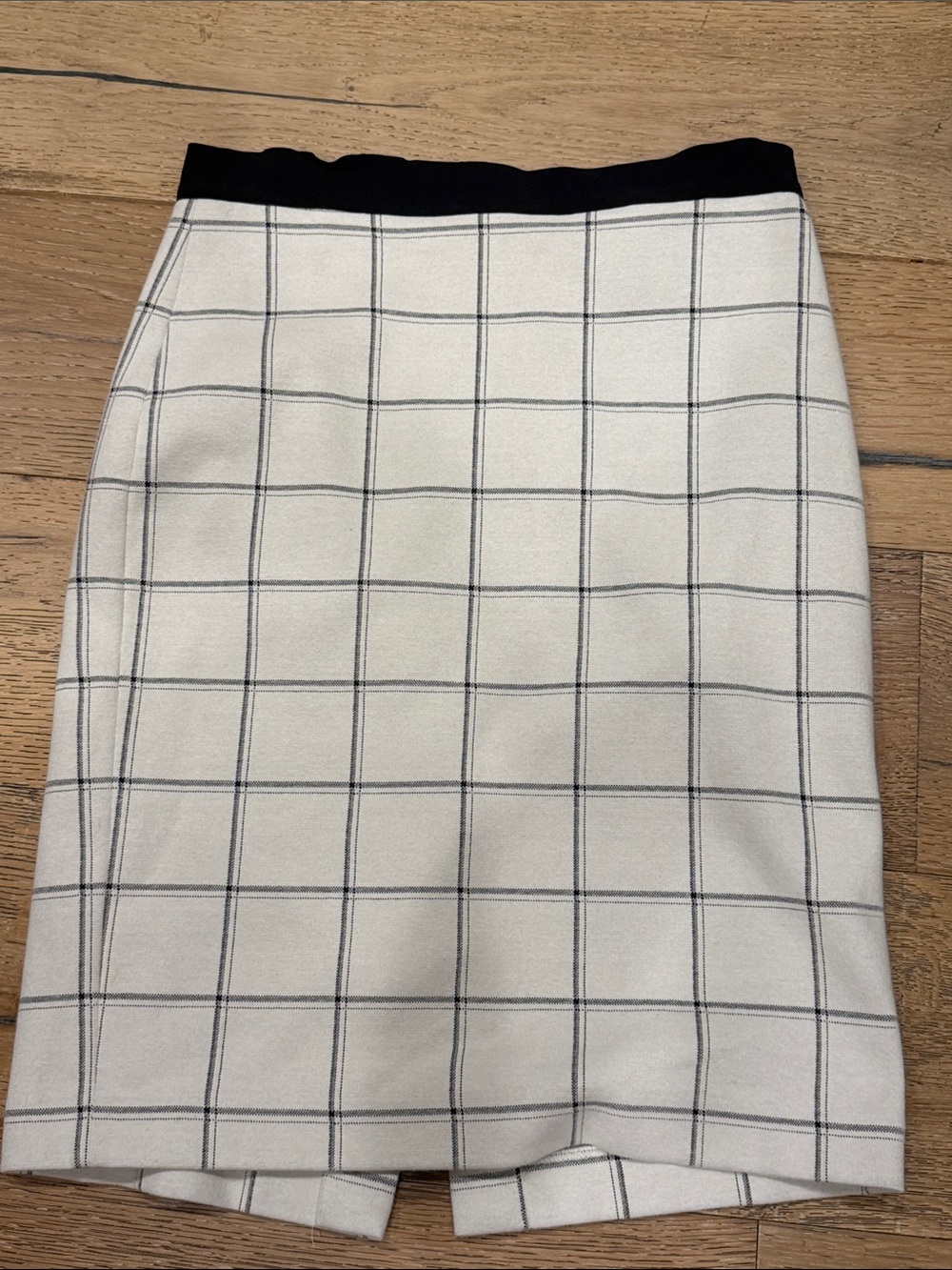 Ann Taylor Black & Cream Windowpane Pencil Skirt